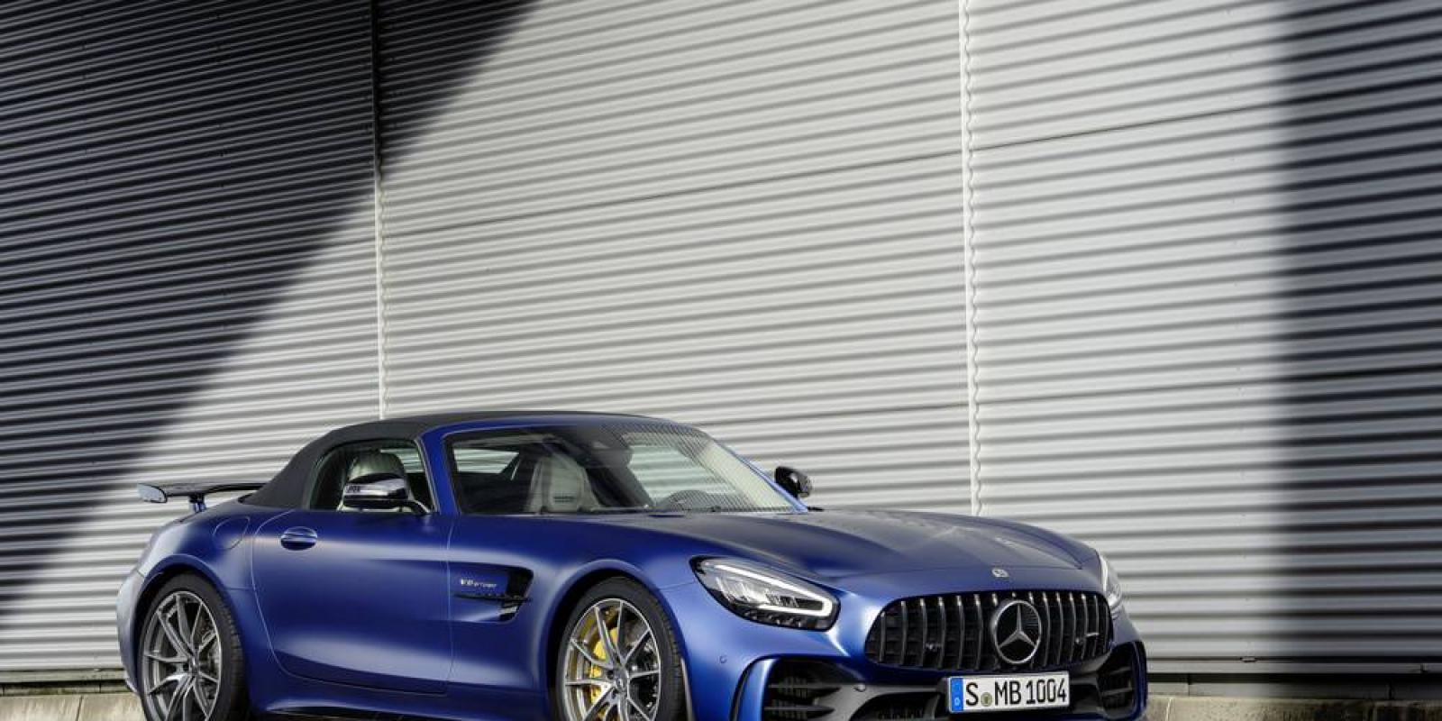 Mercedes AMG GT Roads.